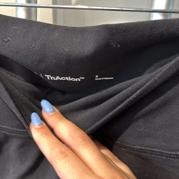 TNA Jet Black Women's Bike Shorts - Picture 2 of 3